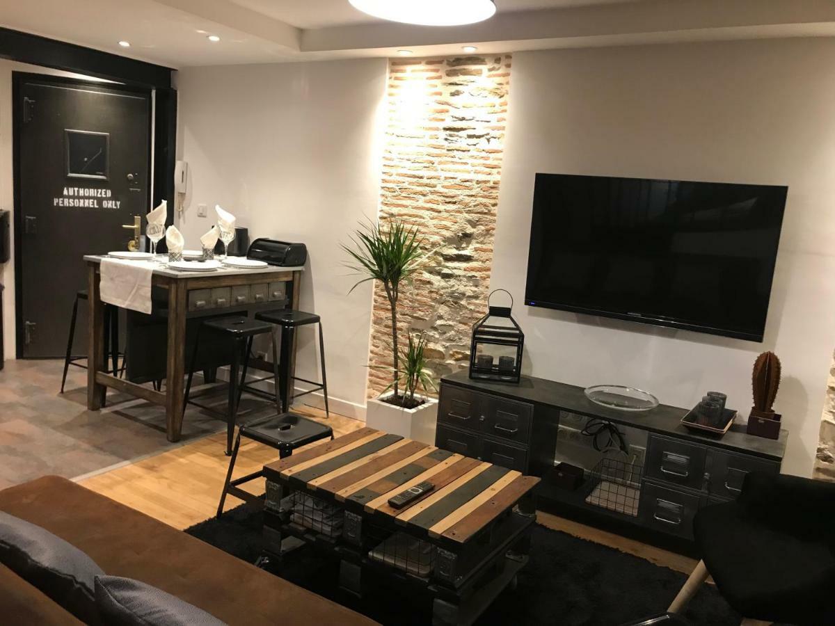 Les Machines De Jules, Hyper Centre Apartment Нант Екстериор снимка