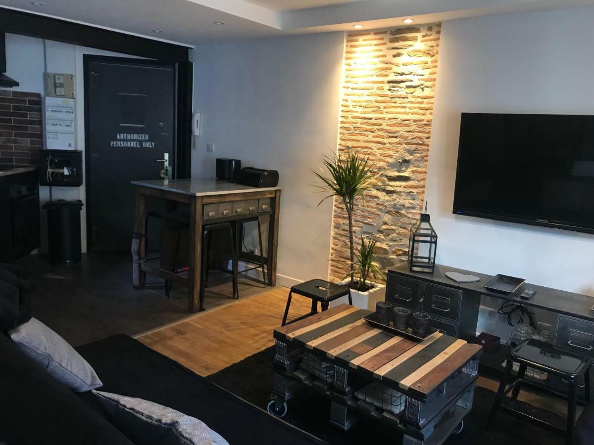 Les Machines De Jules, Hyper Centre Apartment Нант Екстериор снимка